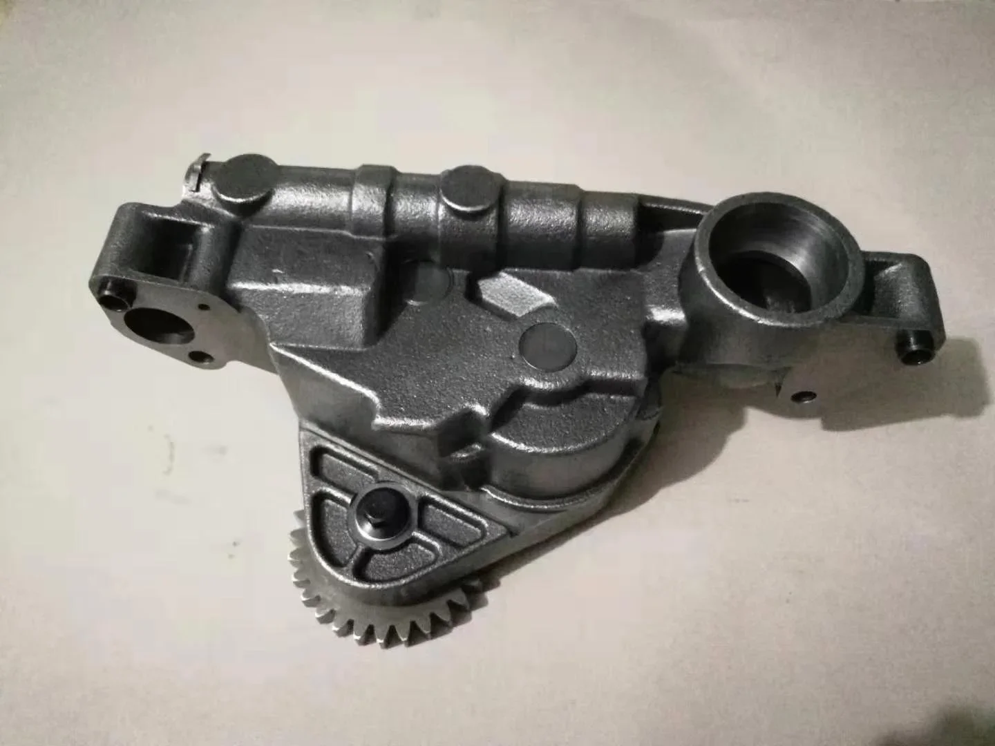 Масляный насос для смазки двигателя X15 ISX 2881757 3800753 4024814 4955954 4309500 5532492