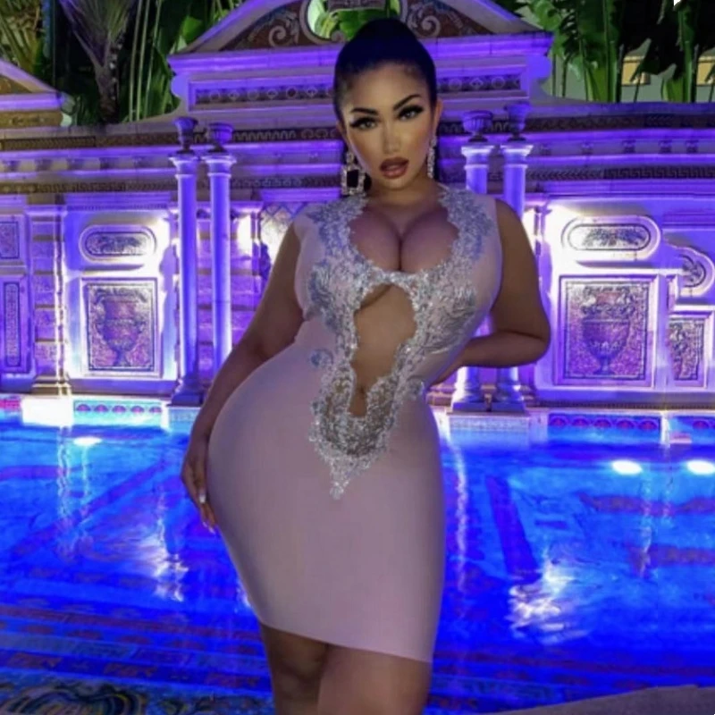 

Женское облегающее мини-платье без рукавов, с глубоким V-образным вырезом