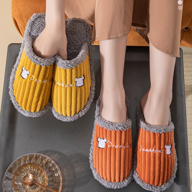 

Cotton Slippers Female Winter Home Indoor Anti-skid Cute Plush Home Couple Warm Cotton Slippers Women's Sandals Summer 2022 Shoe