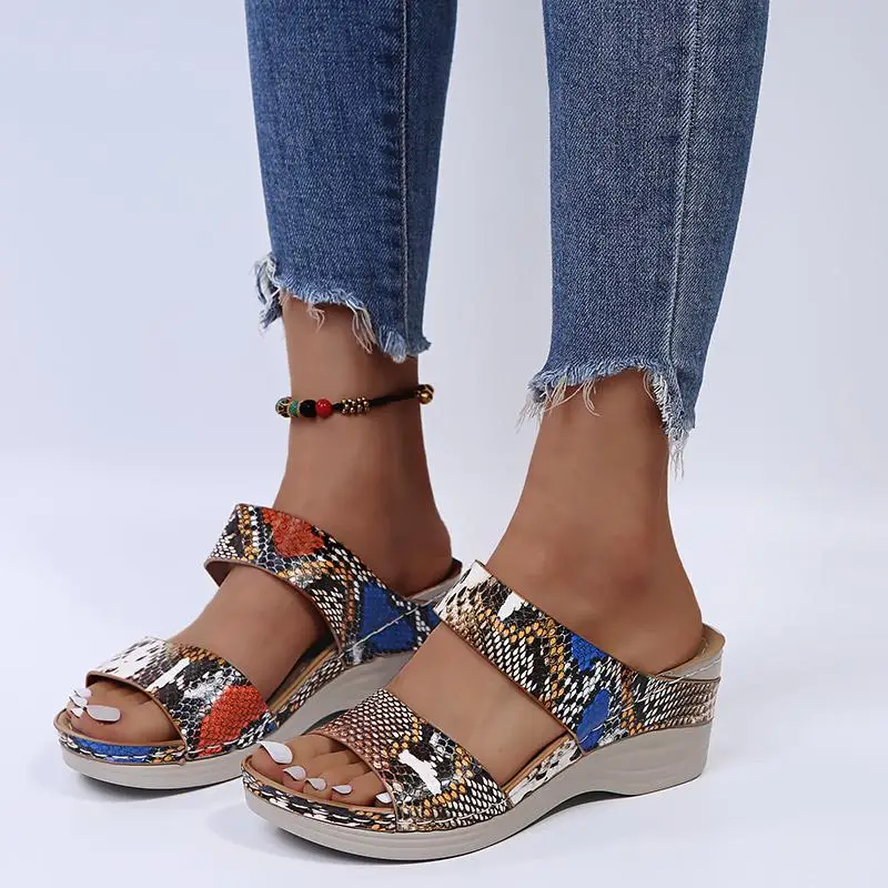 

2022 Summer Women Sandals Fashion Serpentine Platform Open Toe Slides Shoes for Woman Outdoor Wedges Comfort Slippers Sandalias