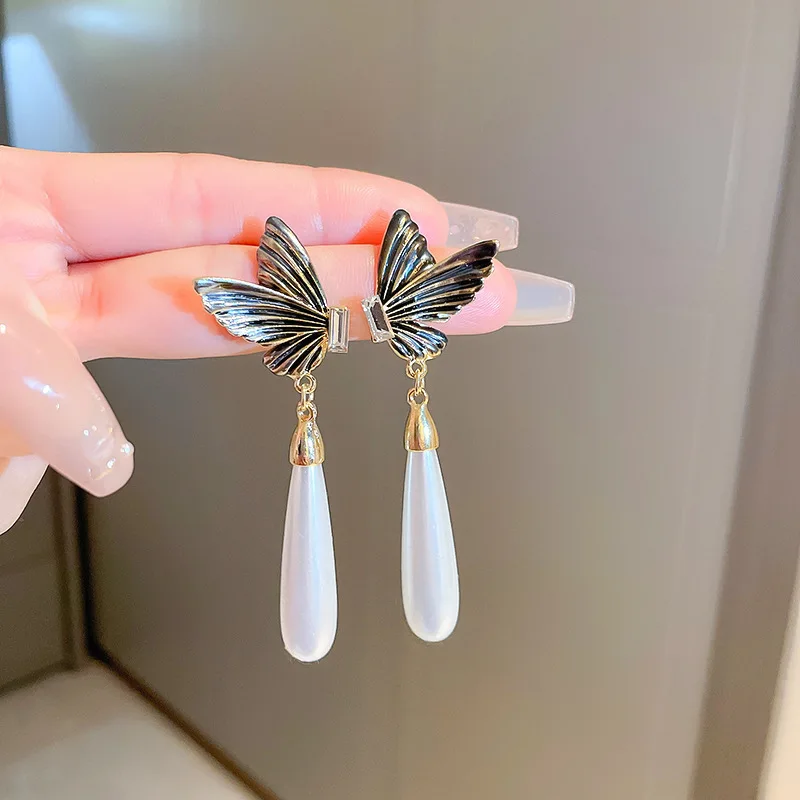 

Minar Trendy Water Drop Imitation Pearl Butterfly Long Dangle Earrings for Women Bling Rhinestone Wings Earring Daily Jewelry