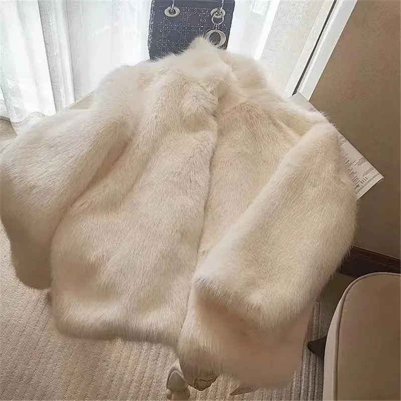 White Temperament Real Rabbit Fur Coat Female Young Short 2022 New Winter Small Stand Collar W028