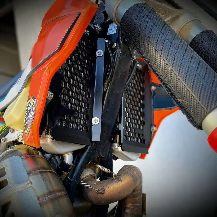 Фото Для Husqvarna TE TC TX FE FX FC 2T 4T 125 250 300 350 450 501 2019-2021 2022 2023 2024 2025 2026 Защитная крышка решетки радиатора №2