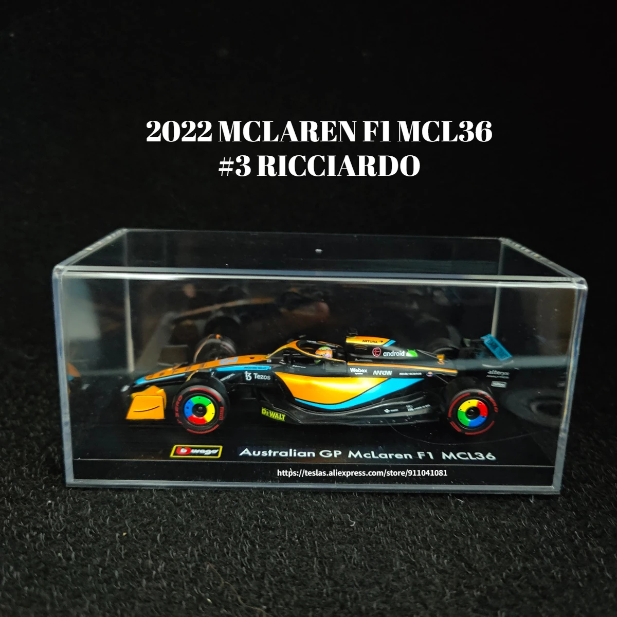 

Bburago New F1 2022 Car Model with Case Helmet, Mclaren Alfa Romeo Red Bull Racing Ferrari Mercedes Scale 1:43 Formula 1 Toy