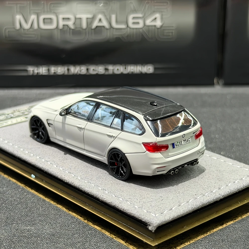 Фото Модель автомобиля Mortal 1:64 THE F81 M3 CS TOURING HEC из литого металла №4