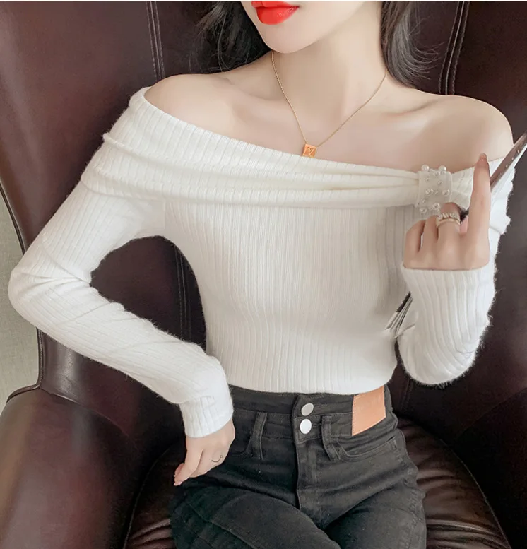 

Winter pregnant women's new fashion knitted sweater White