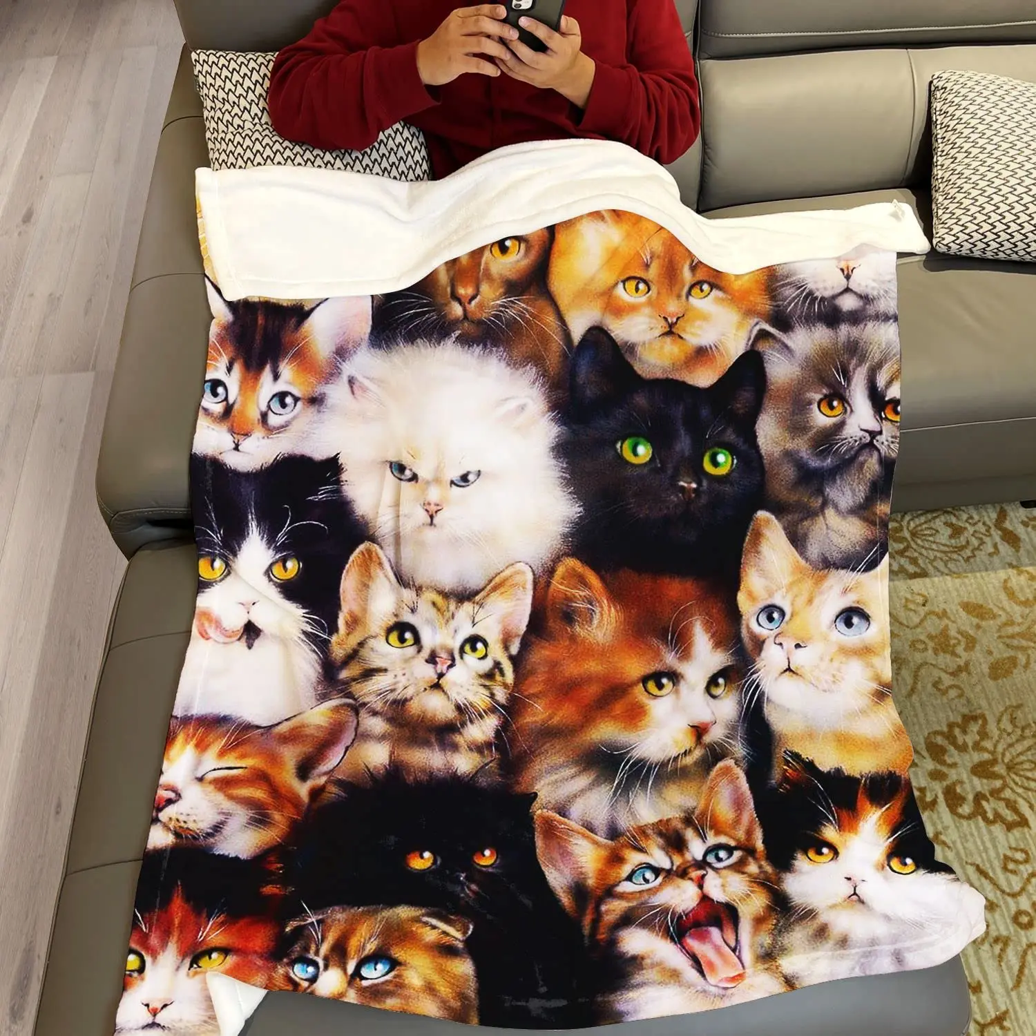 

Cute Cat Fleece Blanket Super Soft Cozy Flannel Plush Throw Blankets Kawaii Kitten Animal Pattern Warm Bedspread for Bed Sofa
