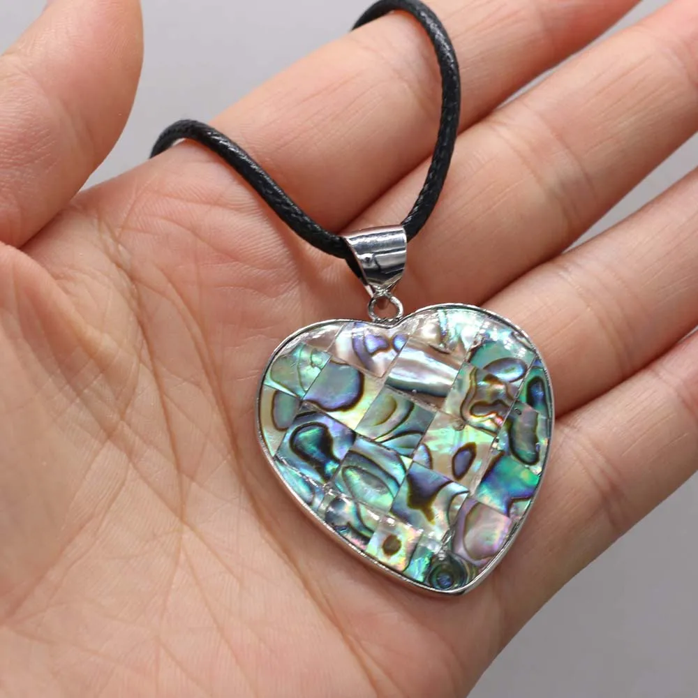 

Natural Shell Necklace The Mother Of Peal Heart-Shaped Abalone Pendant Charms For Elegant Women Love Romantic Gift