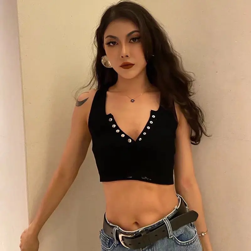 

2023 New Sexy Sleeveless Spliced knit vest Summer V-neck Mini Woman Elegant V-neck buckle knit vest