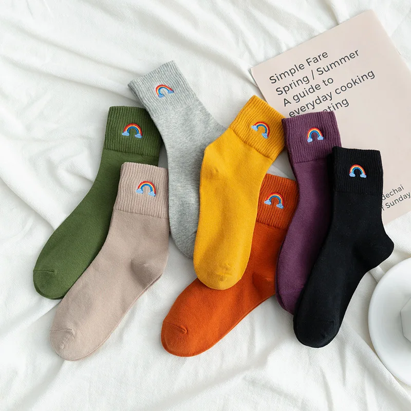 

Носки женские хлопковые средней длины, Модные дышащие в японском стиле, с радужным узором, весна-осень, 1 пара