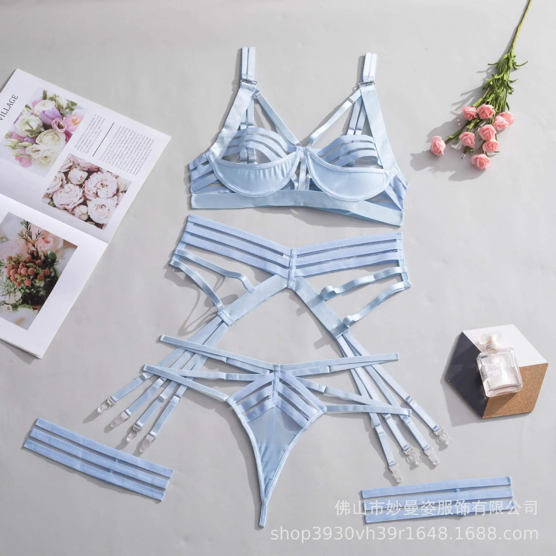 MeiKeDai Fashion Sexy Underwear New Women's Underwire Gather Bra Hollow Perspective Erotic Lingerie Garter Thong Three-Piece Set