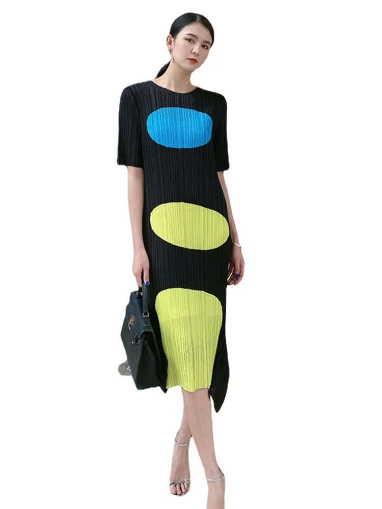 

Women Miyake Pleated Dress Color Block Pattern O-neck Short Sleeve Elegant Midi Dresses Casual Style 2022 Summer Fashion Dress