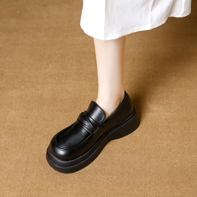 

Туфли женские с круглым носком, меховые оксфорды, без застежки, лоферы, платформа, плоская подошва, в британском стиле, повседневная обувь на...