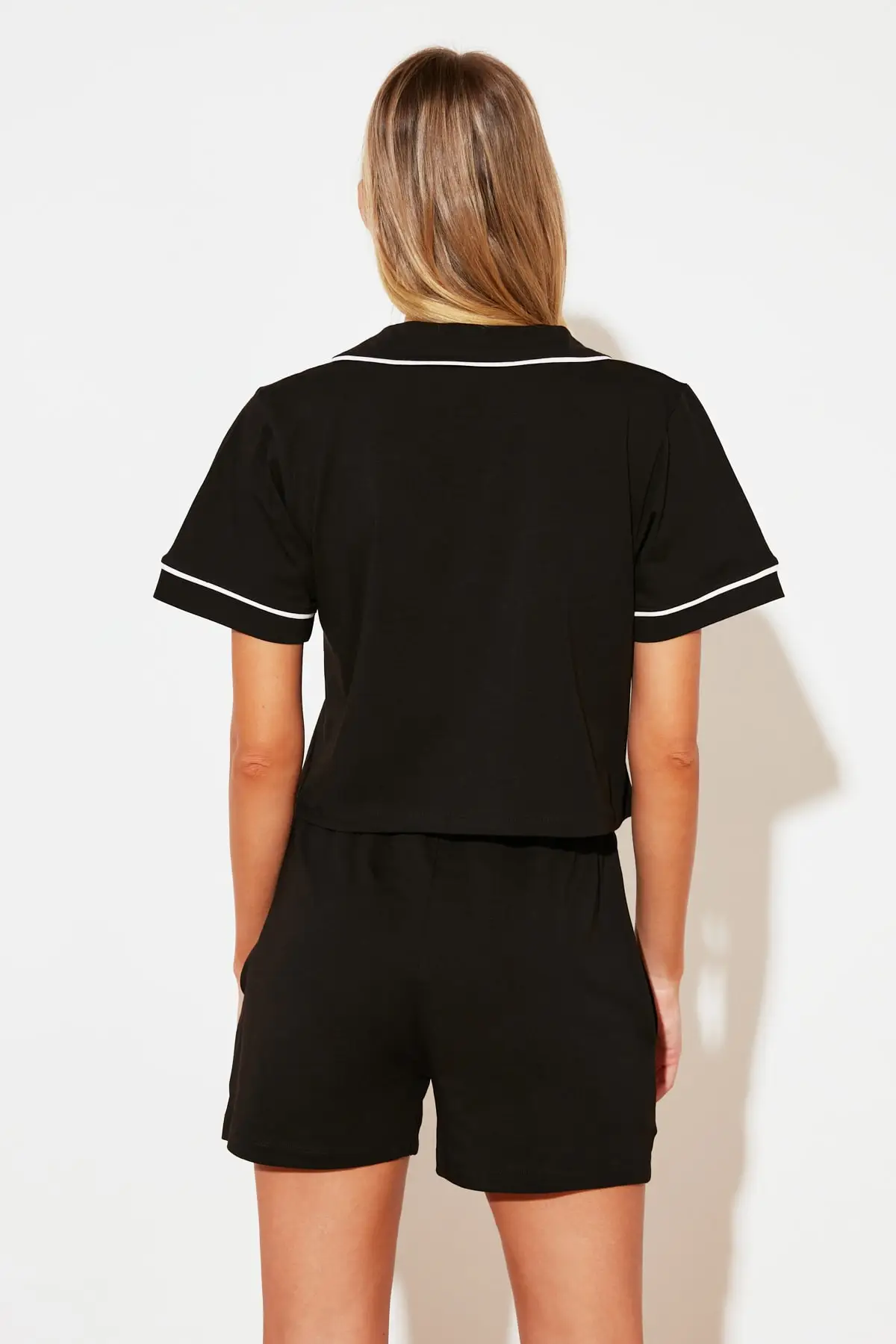 

Trendyol Knitted Pajamas Set THMSS21PT1210