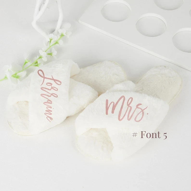 Personalized Bridesmaid Slippers Wedding Fluffy Custom Bride Bridal Shower Slipper Bachelorette Party Womens Maid of Honor Favor