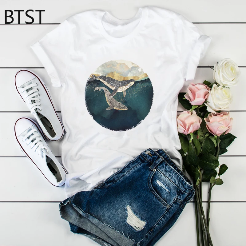 

Women Whale Fish Cute Art Painting Ladies Womens Tops Aesthetic Clothes Graphic Female Lady T-Shirt Tumblr T Shirt T-shirts