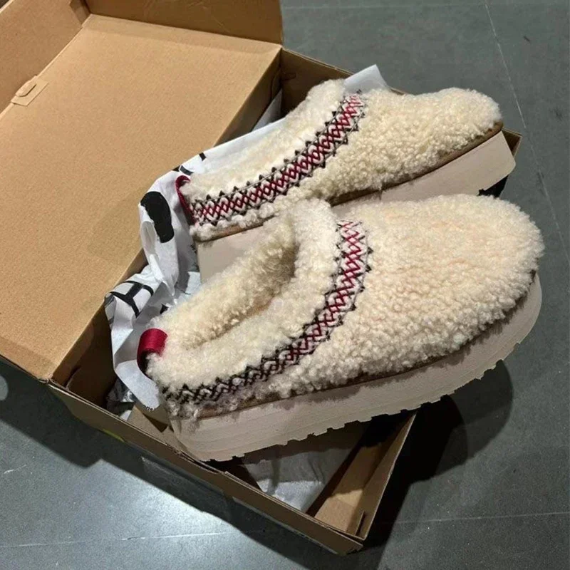 

Новинка 2024, модные женские тапочки, повседневные ботинки, зимние теплые Нескользящие меховые модные ботинки для ходьбы и работы