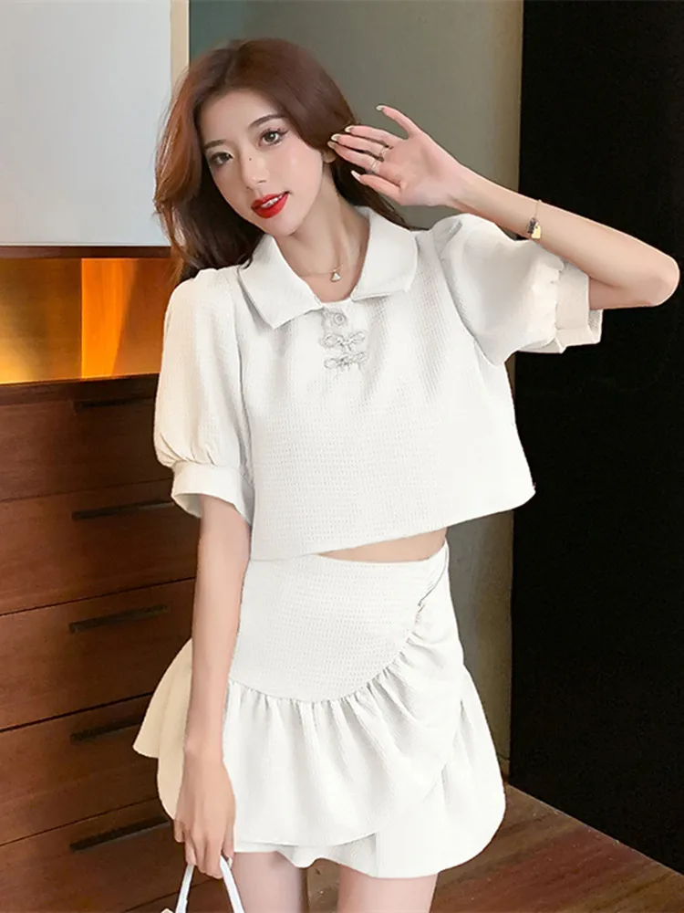 

Женский летний костюм из двух предметов, короткий топ с пышными рукавами и юбка с высокой талией