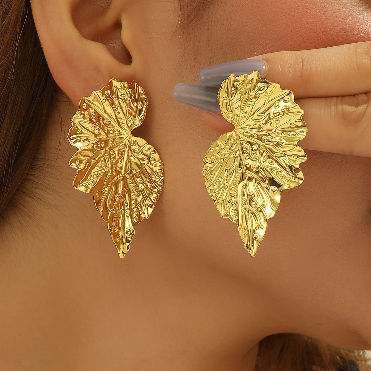 Комплект женских винтажных украшений в виде листьев позолоченные серьги