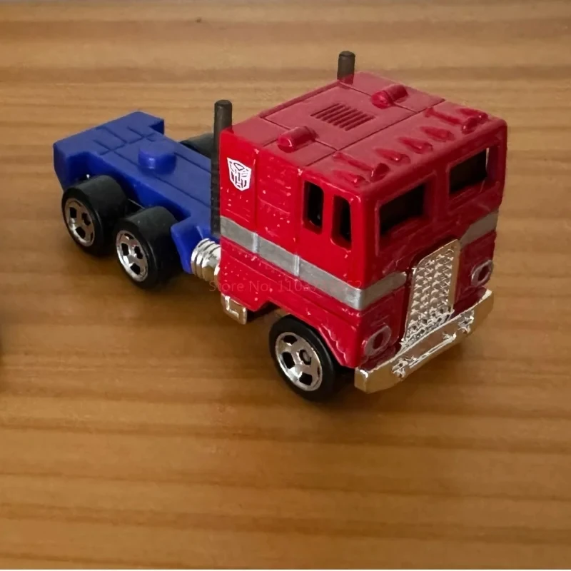 Фото Коллекционная модель автомобиля Hot Wheels Mattel Transformers: Volkswagen Beetle Gold Bumblebee186 Custom, масштаб 1/64, литая под давлением, игрушка-подарок №5