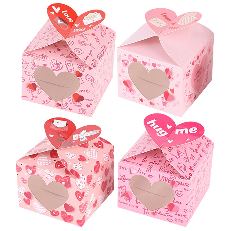 

Подарочные коробочки из картона в форме сердца