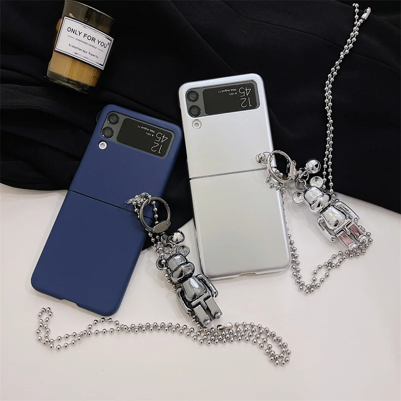 

Fashion Electroplated Bear Pendant Phone Case for Samsung Galaxy Z Flip 3 Hard PC Back Cover for ZFlip3 Case Protective Shell