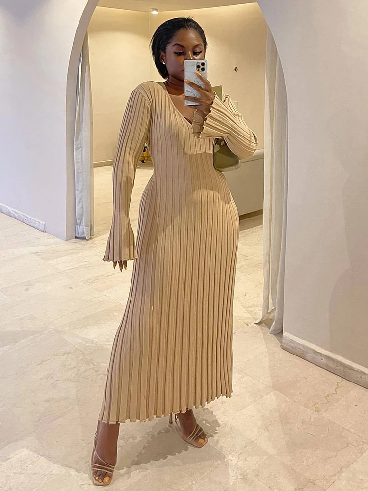 

2022 Autumn Winter Women Knitted Flare Dress Sexy V-neck Long Sleeve Slim Fit Bodycon Pleated Solid Khaki Midi Dress For Women
