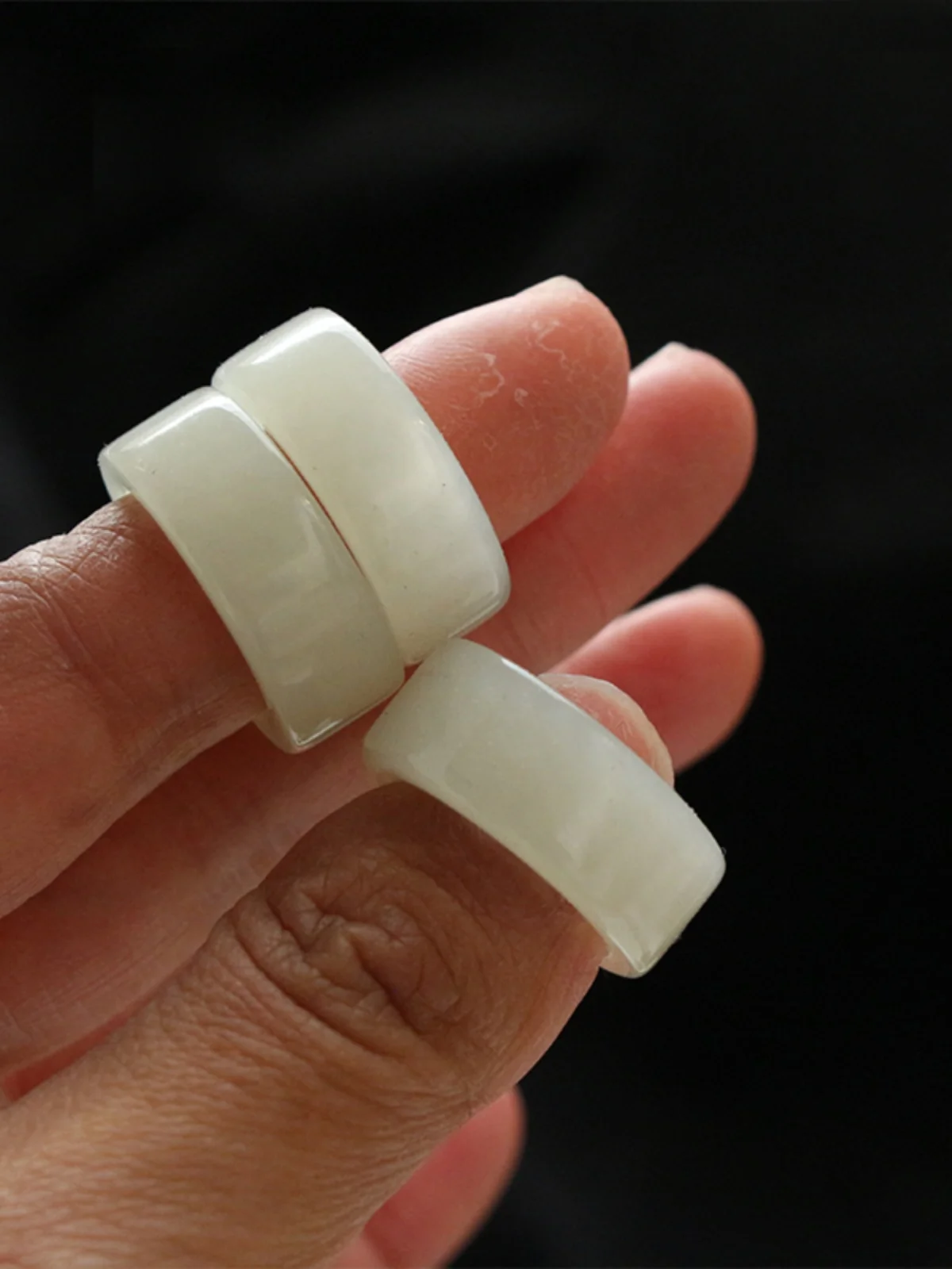 Кольцо Hetian из белого нефрита с малым диаметром широкое издание новинка