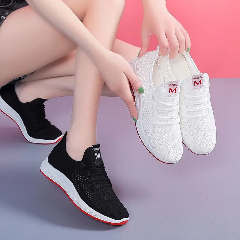 Old Beijing Cloth Shoes Women's Shoes  Pumps Casual Work Shoes Mesh Surface Shoes Soft Bottom Dancing Mom Sports Shoes Non-Slip