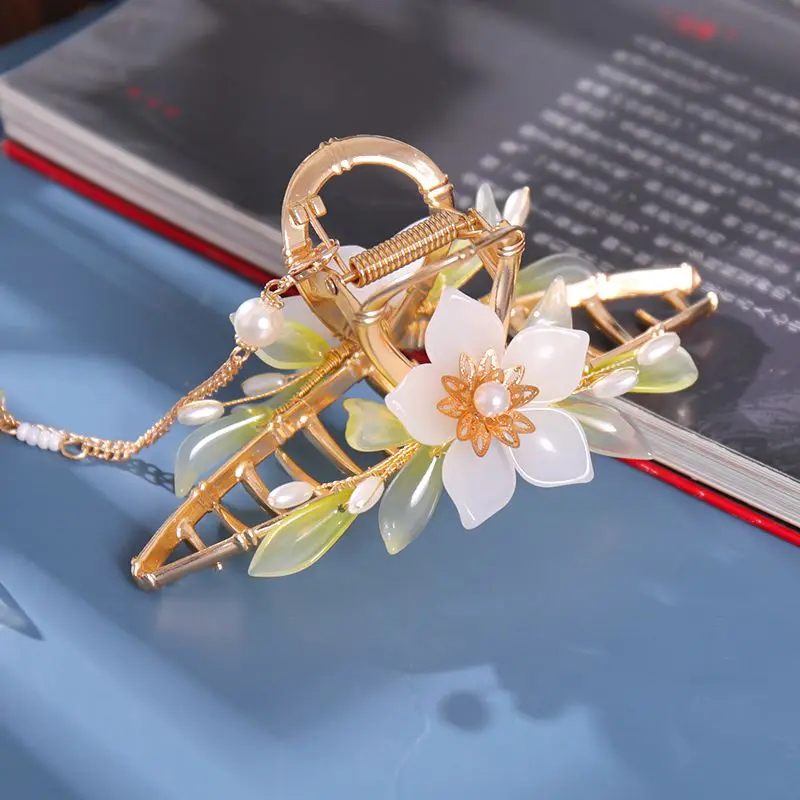 

Fashion Metal Hair Claw Luxury Hair Clip Chinese Hair Accessories for Women
