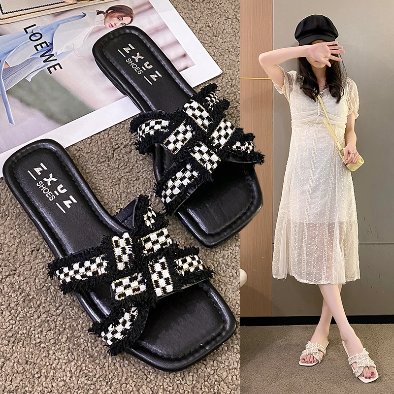 Тапочки женская летняя одежда новая обувь пляжные шлепанцы на плоской подошве с