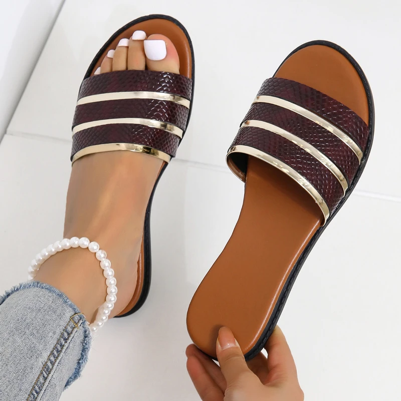 

Женские сандалии из ПУ кожи, роскошная обувь на плоской подошве, удобные дизайнерские шлепанцы для дома, лето 2023