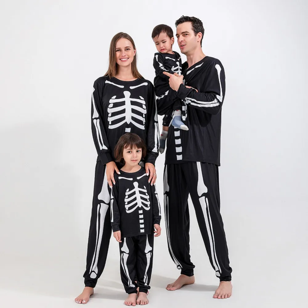 

Family Matching Outfits Pajamas Halloween Pattern Mother Father Kids Zipper Hooded Jumpsuits Sleepwear Baby Rompers Set 2022 New