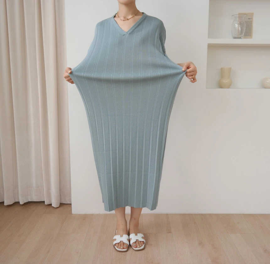 

2023 Summer Oversized Dress Women V-neck Black Chic Long Clothing Streetwear Short-sleeve Vintage Elegant Vestido Ladies