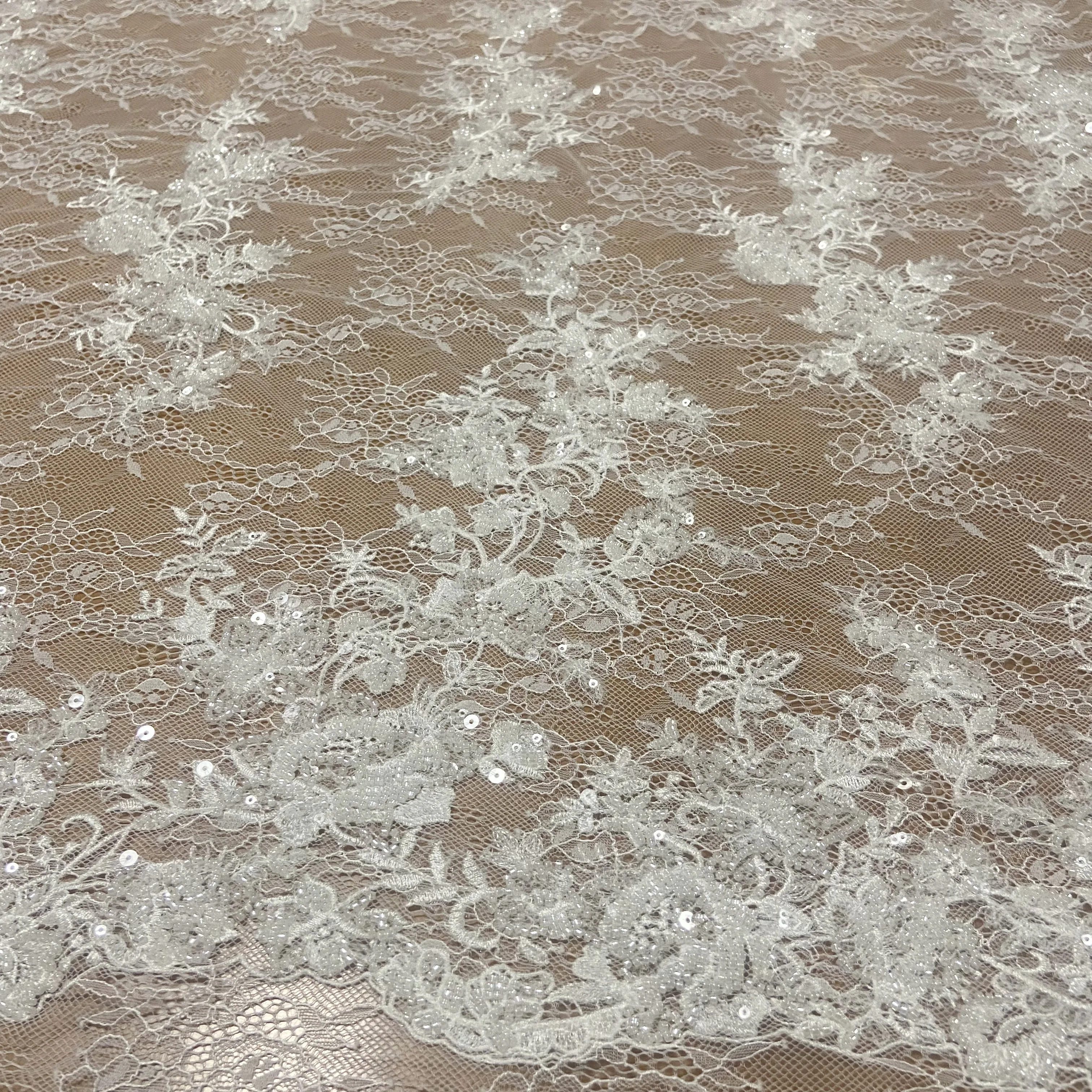 Кружевная ткань