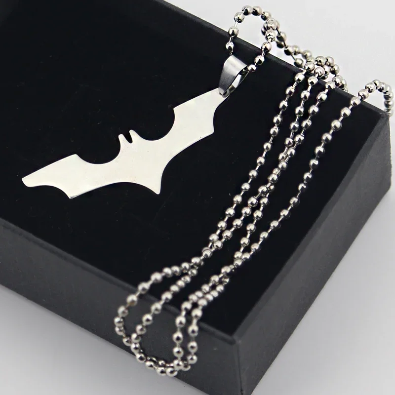 Цепочка с подвеской в виде летучей мыши из нержавеющей стали