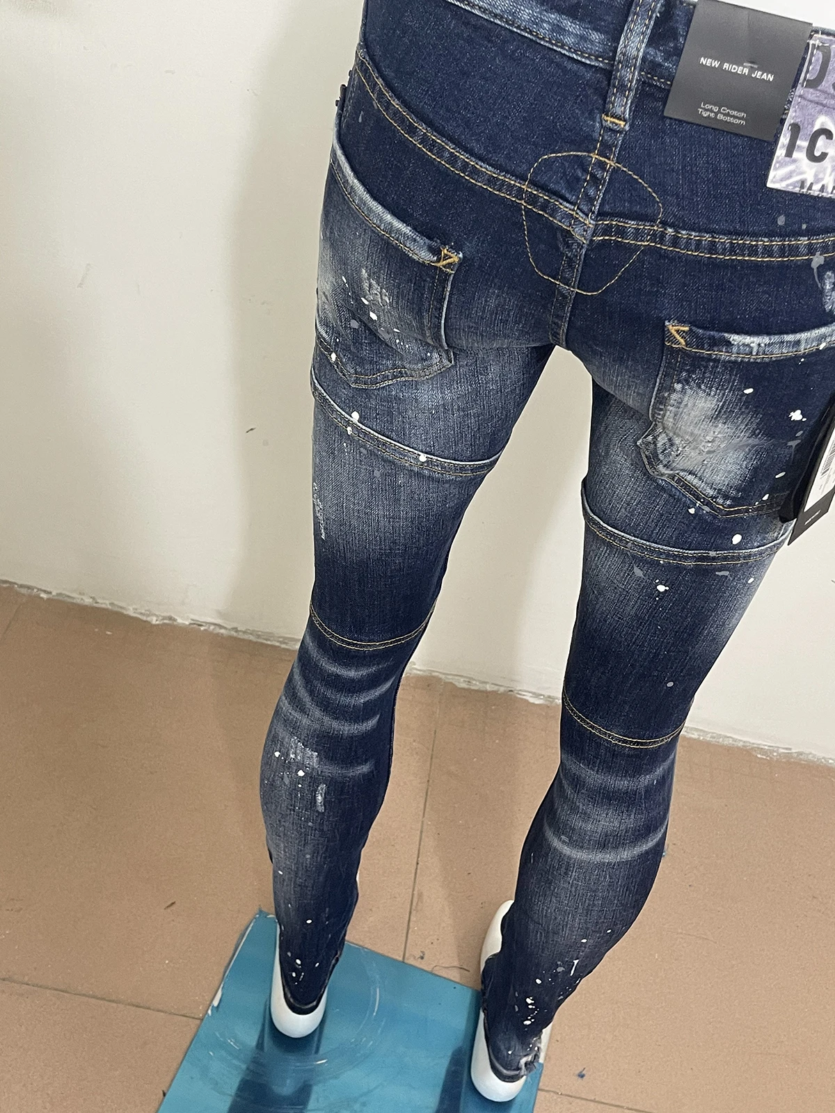 Spring/Summer 2023 new jeans d2 jeans splicing dark blue wash wear-resistant slim-fit micro-bullet casual patch paint 388