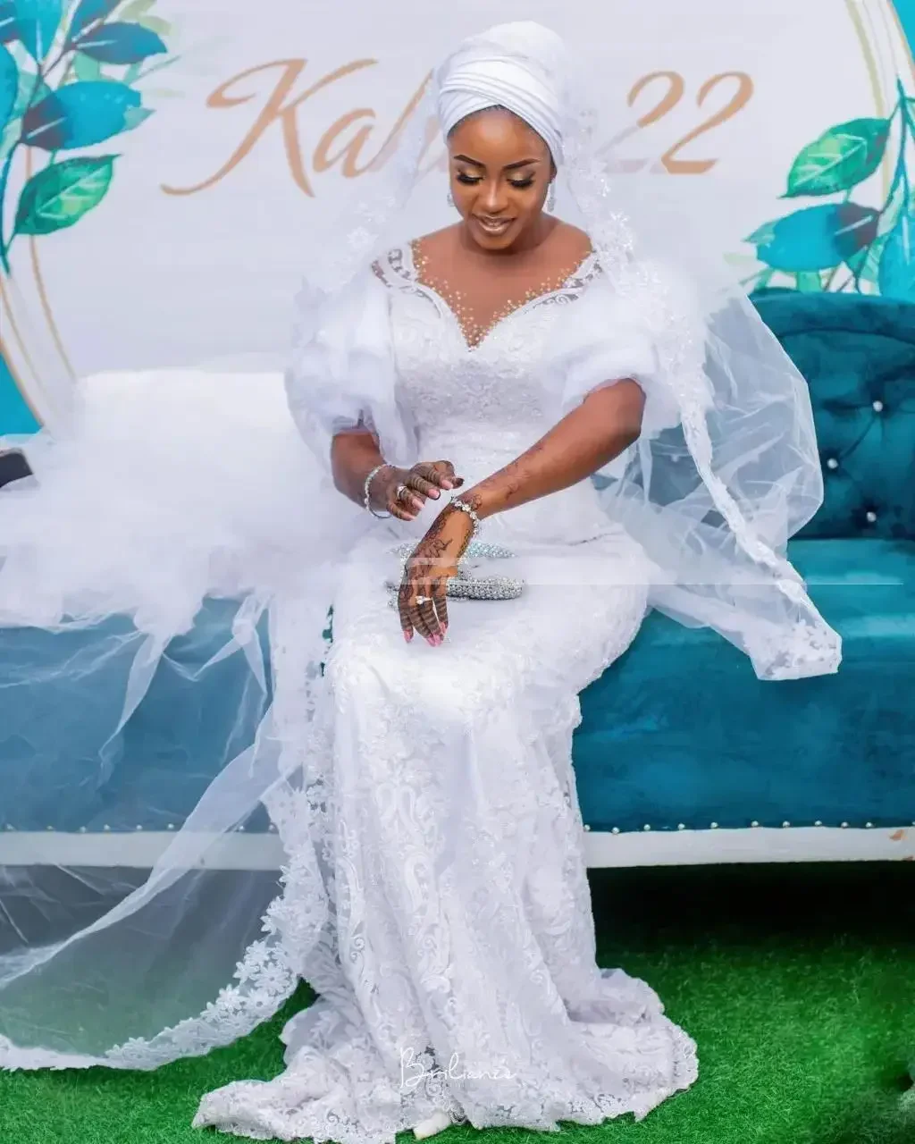 Фото Новейшие белые свадебные платья русалки с короткими рукавами Aso Ebi по индивидуальному заказу для невесты, винтажное свадебное платье с кружевными аппликациями и скользящим шлейфом №1