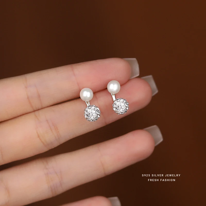 Женские серьги-гвоздики из серебра 925 пробы с жемчугом