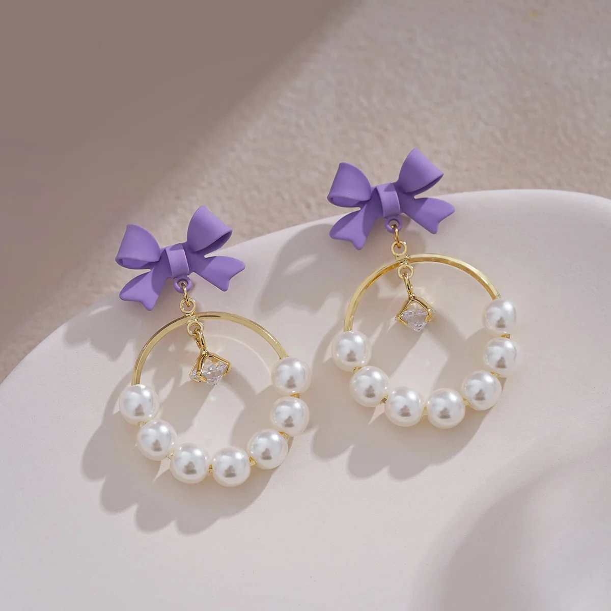 

Cute Earings Purple Bow Retro Pearl Earrings Unique Design Ring Earrings Niche Gentle High-end Earrings Women