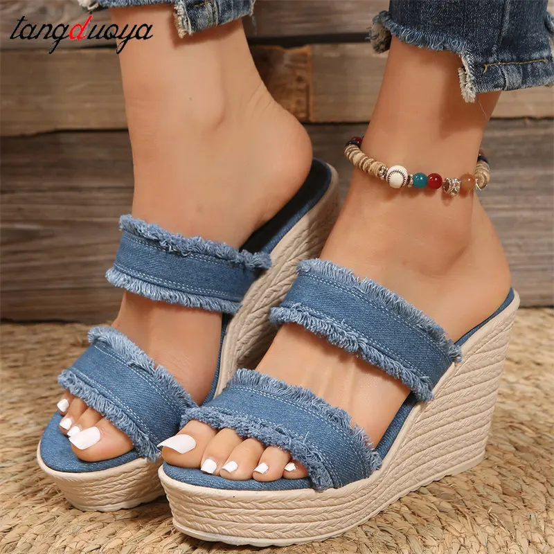 

2023 Summer New Women's High Heels Fashion Denim Slippers Women Wedge Heel Platform Shoes Outdoor Beach Sandals Ladies Slippers