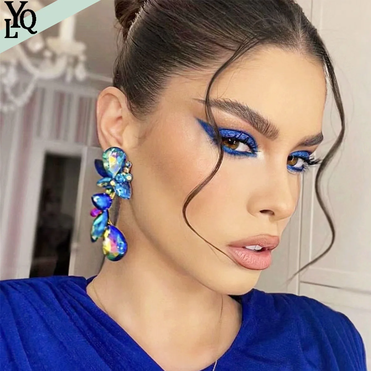 

New Trend Floral Rhinestone Earrings Swing Female Earrings Dinner Wedding Accessories Fashion Jewelry