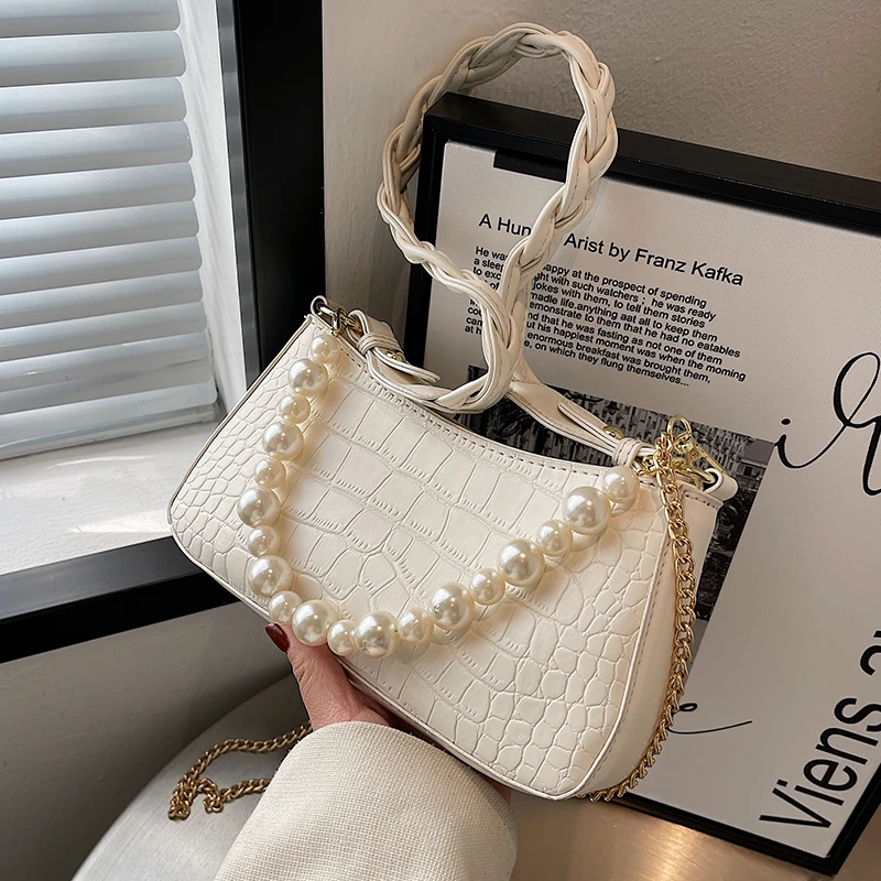 

Classic Style Women's Bag 2022 French Niche Underarm Bag Spring/summer New Messenger Bag Chain Bag Fashion Shoulder Bag Handbag