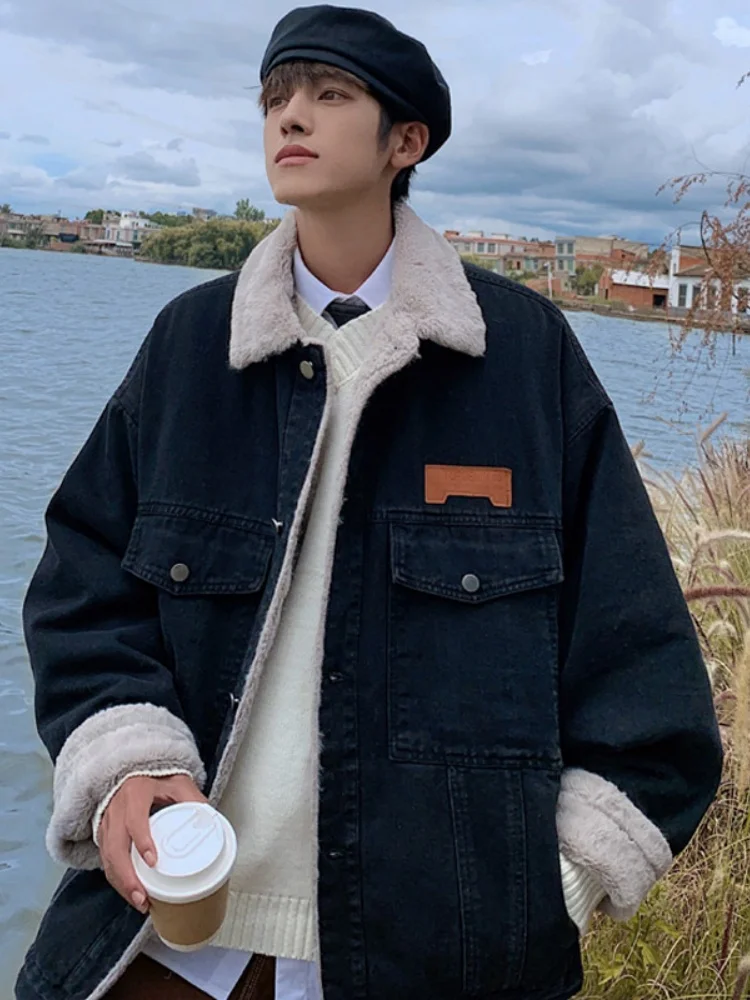 Джинсовое пальто с хлопковой подкладкой из искусственного кроличьего меха