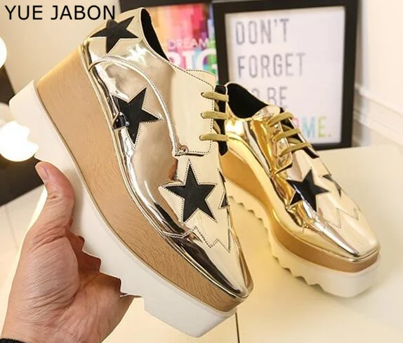 Женские туфли из натуральной кожи бежевые повседневные на танкетке толстой