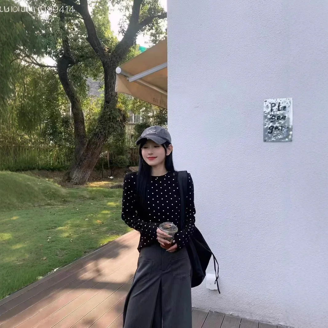 Осенняя женская футболка свободного кроя во французском винтажном стиле с