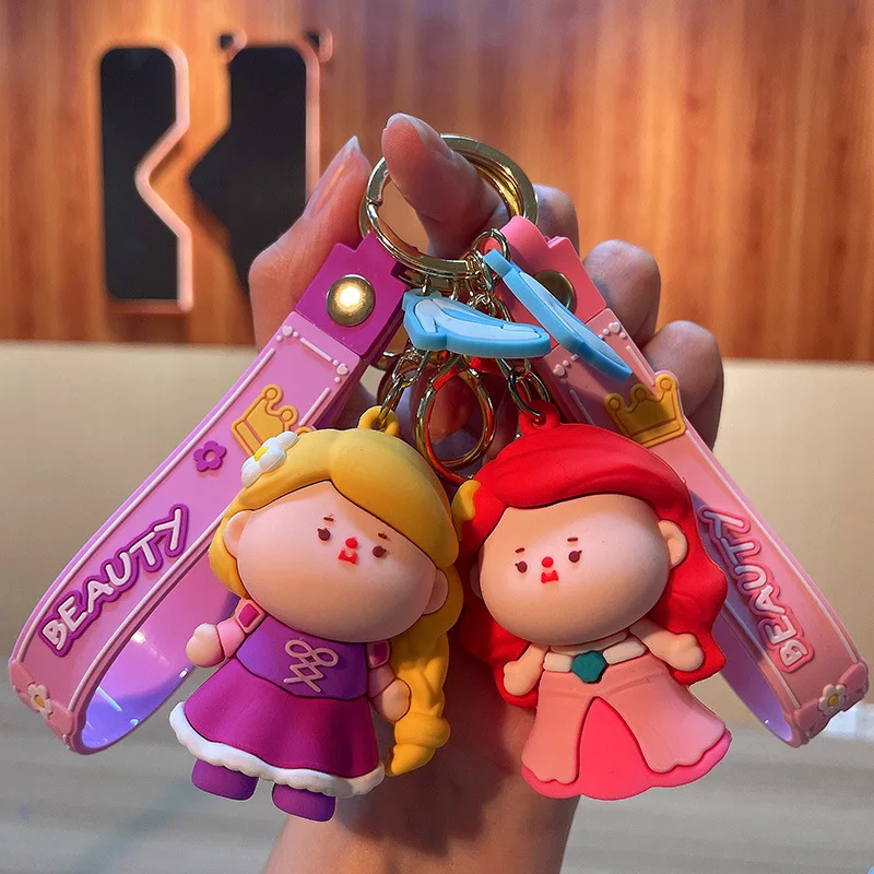 

Disney Snow White Ariel Rapunzel Keychain Cartoon Princess Cute Doll Keyring Fashion Couple Bag Ornament Key Chain Car Pendant