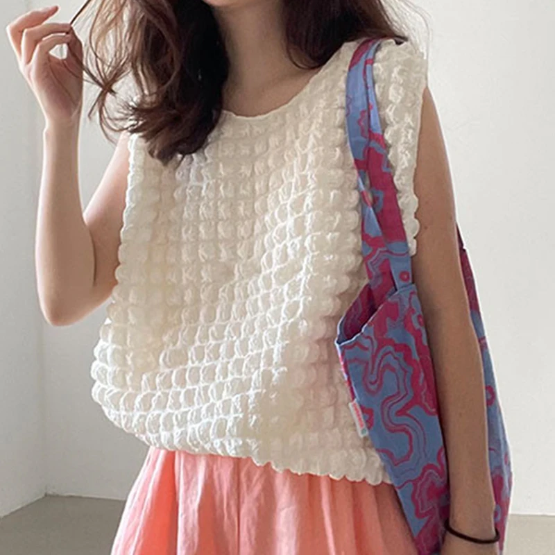 

Clothland Sweet Casual Sleeveless Blouse V Neck White Black Shirt Summer Chic Women Tops Blusa Mujer WA29