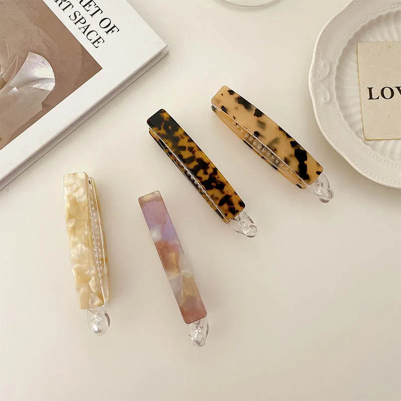 

Korea Fashion New 2022 For Women Girls Banana Hair Clips Headdress Acetate Sheet Sweet transparent Bottom Hairpins Accessories