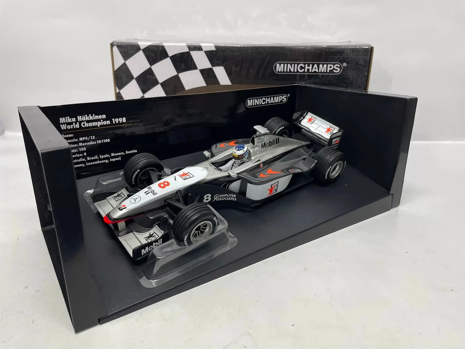 Фото Minichamps 1:18 F1 MP4/13 Hakkinen 1998, коллекционная модель автомобиля из смолы и металла, лимитированная серия, подарок №1